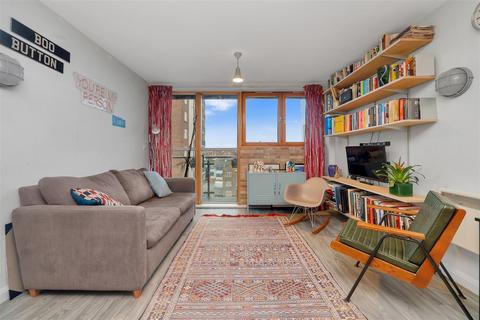 1 bedroom flat for sale, Donnington Road, London NW10