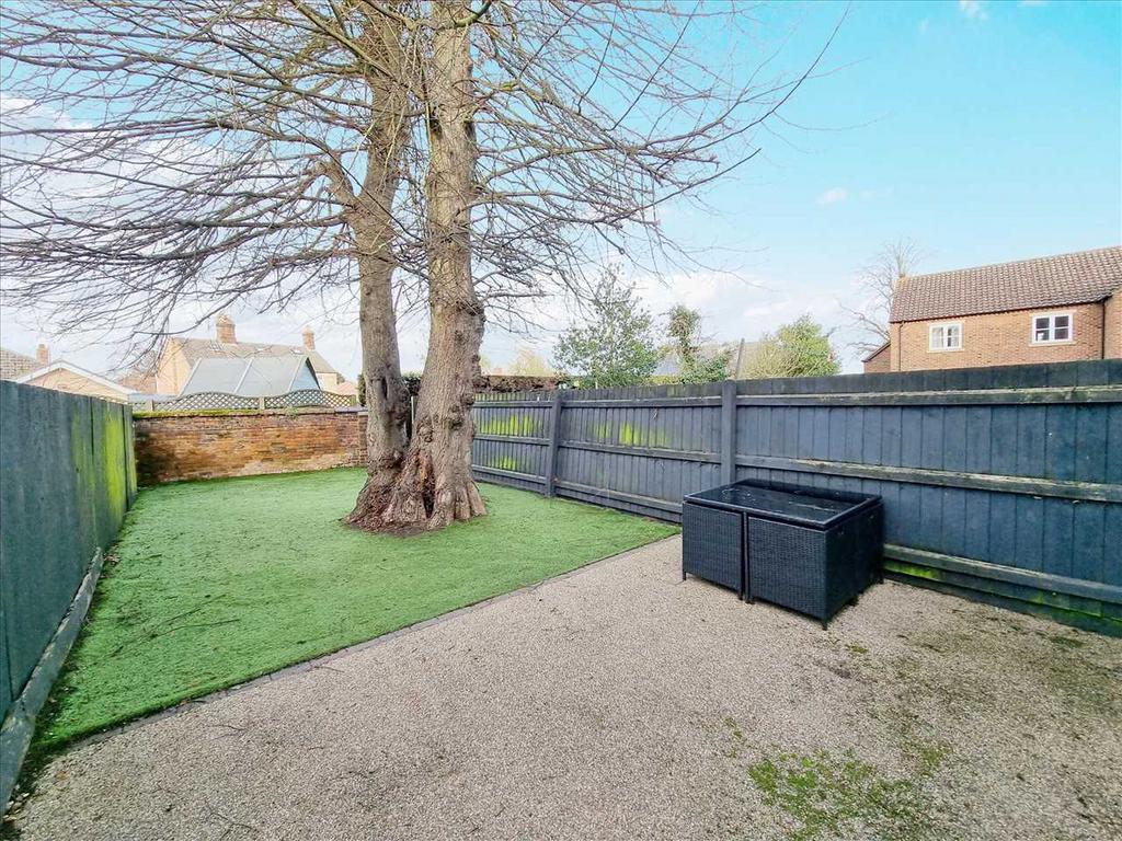 Rear Garden: