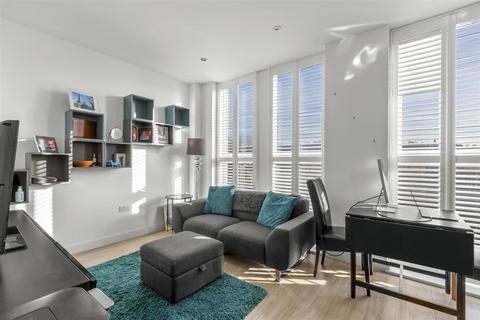 1 bedroom flat for sale, Bellfield Road, High Wycombe HP13