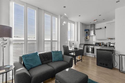 1 bedroom flat for sale, Bellfield Road, High Wycombe HP13