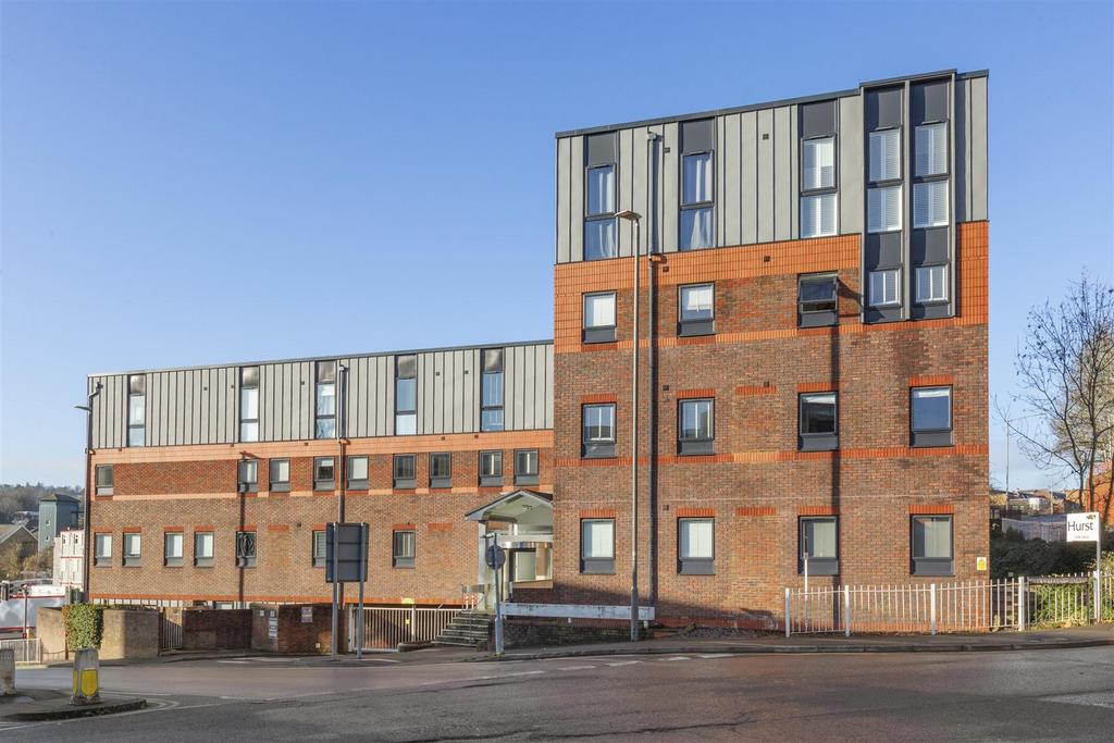 52 Tempus Court, Bellfield Rd, HP13 5 HA-11.jpg