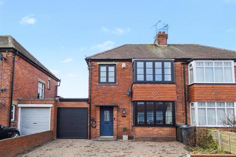 3 bedroom semi-detached house for sale, Silloth Place, Cullercoats