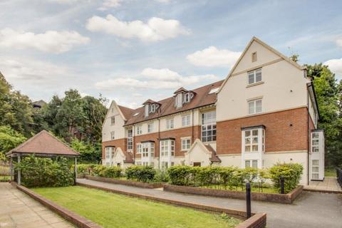 1 bedroom apartment to rent, Cottage Close, Harrow