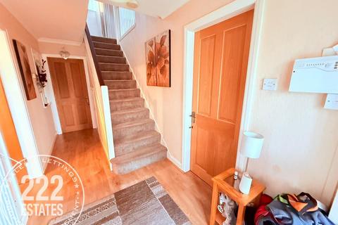 4 bedroom detached house for sale, Aviemore Drive, Fearnhead, Warrington