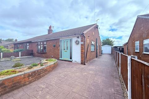 3 bedroom bungalow for sale, Jackson Street, Burtonwood, Warrington