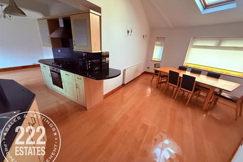 3 bedroom semi-detached house for sale, Roscoe Avenue, Warrington
