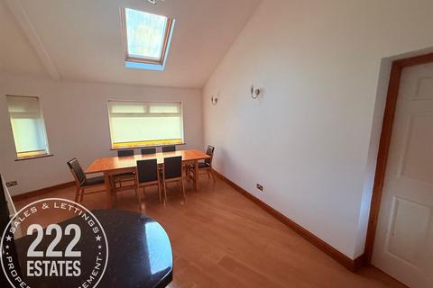3 bedroom semi-detached house for sale, Roscoe Avenue, Warrington