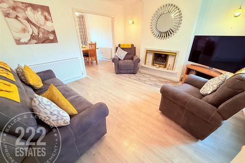 4 bedroom semi-detached house for sale, Shoreham Drive Penketh