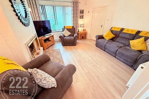 4 bedroom semi-detached house for sale, Shoreham Drive Penketh