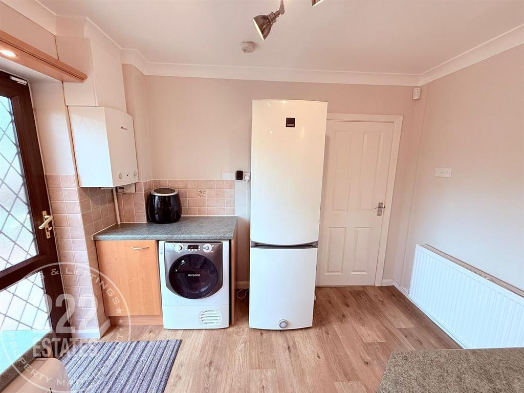 PHOTO-2025-10-14-18-05-04 (25).jpg