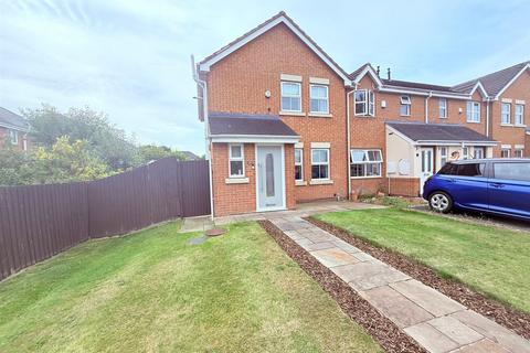 3 bedroom end of terrace house for sale, Mildenhall Close, Great Sankey, Warrington