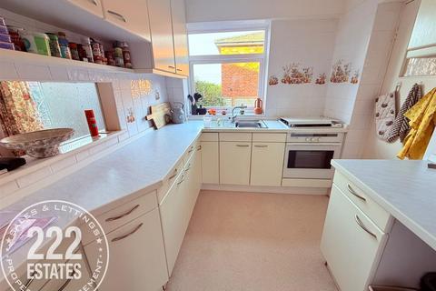 4 bedroom detached house for sale, Warren Road, Appleton, Warrington