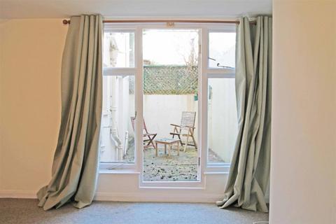1 bedroom flat for sale, Hova Villas, Hove