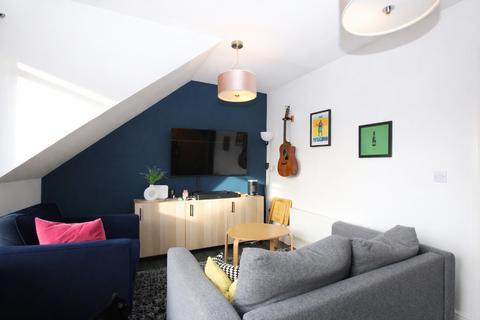 2 bedroom flat to rent, Ferry Gait Crescent, Ferry Road, Edinburgh, EH4
