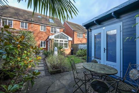 4 bedroom semi-detached house for sale, Sycamore Drive, Burgess Hill, RH15