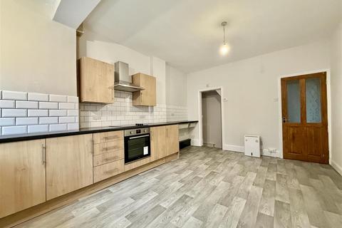 2 bedroom terraced house for sale, Westfield Cottages, Kippax, Leeds