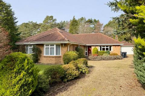 4 bedroom bungalow for sale, Struan Gardens, Ashley Heath, BH24 2EQ