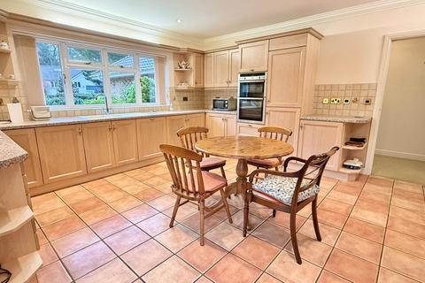 4 bedroom bungalow for sale, Struan Gardens, Ashley Heath, BH24 2EQ