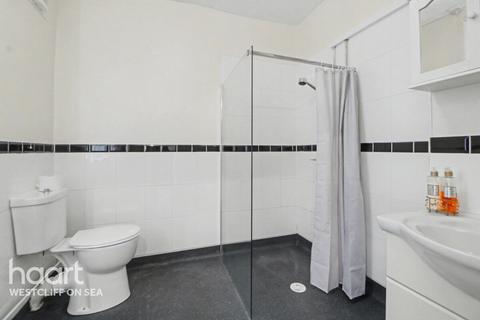 1 bedroom flat for sale, Carisbrooke Road, Westcliff-On-Sea