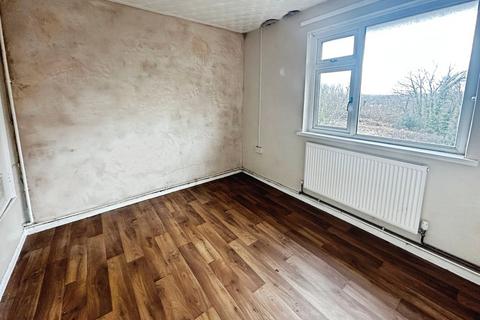 2 bedroom flat for sale, Ffordd-Y-Goedwig, Pyle, Bridgend, CF33