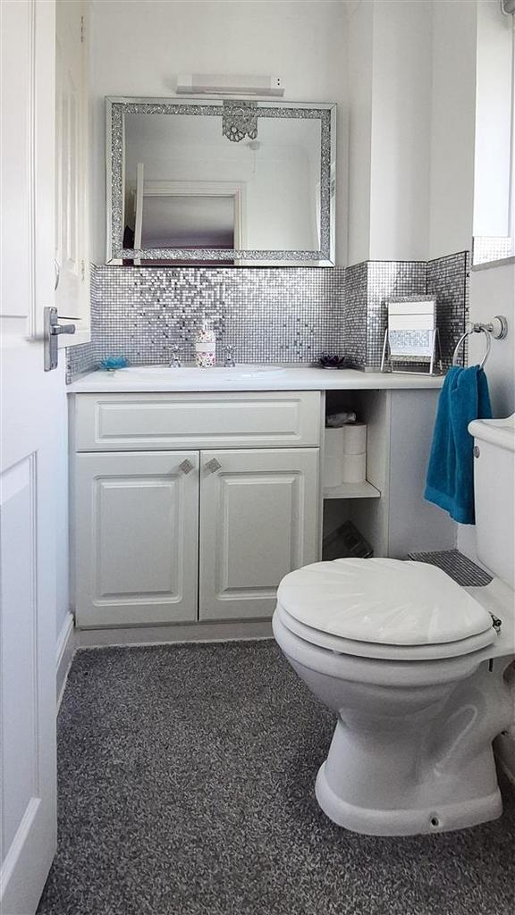 Ensuite.jpg