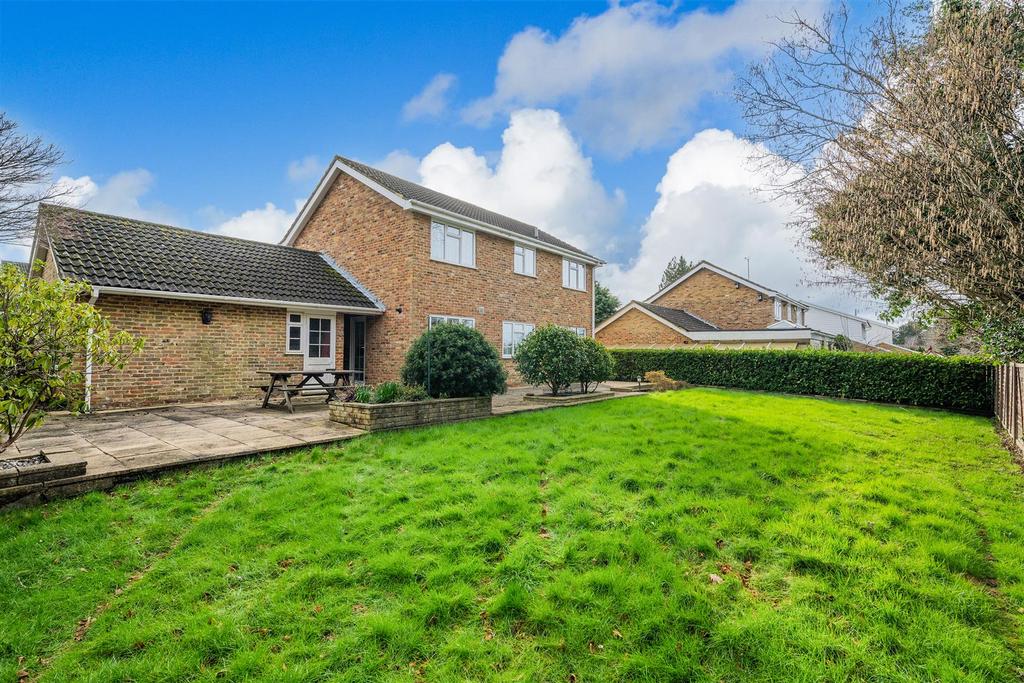 MILLSTEAD CLOSE, 11 (2).jpg