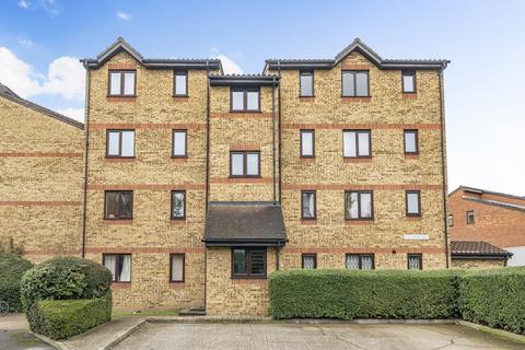 2 bedroom flat to rent, Myers Lane, New Cross, London, SE14