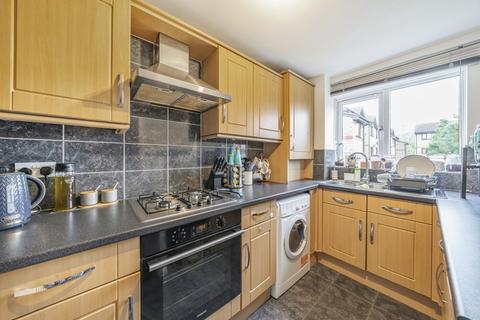2 bedroom flat to rent, Myers Lane, New Cross, London, SE14
