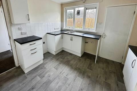 2 bedroom flat for sale, Maesglas, Tondu, Bridgend, CF32