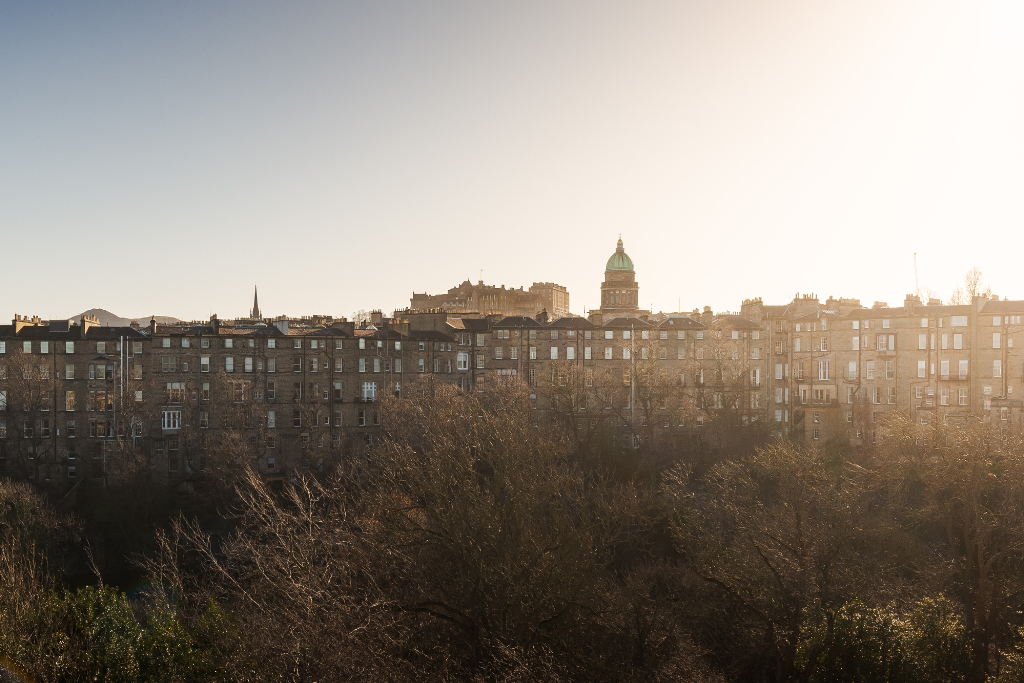 Beautiful Views - 1/3 Clarendon Crescent