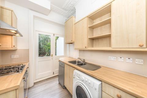 1 bedroom flat for sale, St Luke's Avenue, London SW4