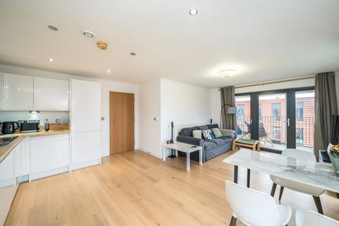 2 bedroom flat for sale, Akerman Road, London SW9