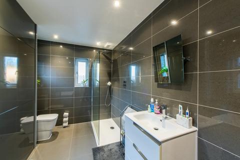 5 bedroom detached house for sale, Belgrave Road, Leigh-on-sea, SS9