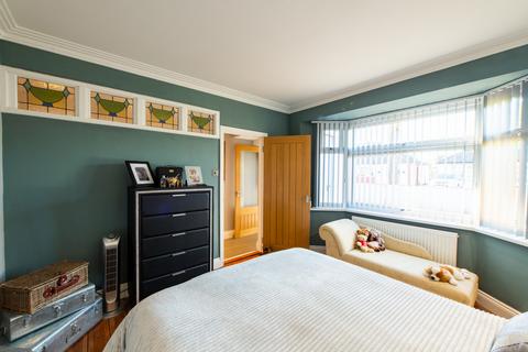 5 bedroom detached house for sale, Belgrave Road, Leigh-on-sea, SS9