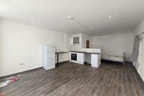 undefined, Selhurst Road, London