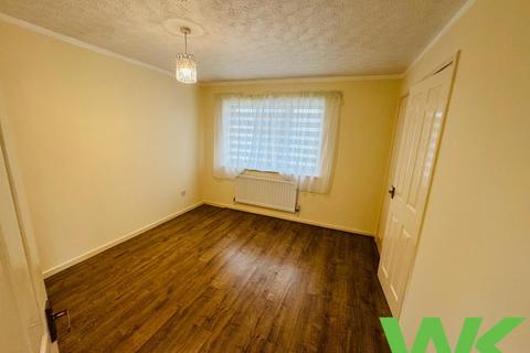 2 bedroom semi-detached house to rent, New Forest Road, Walsall, WS3