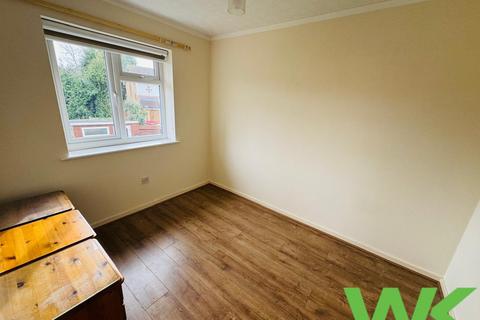 2 bedroom semi-detached house to rent, New Forest Road, Walsall, WS3