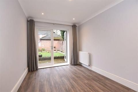 4 bedroom detached house for sale, Myrtle Close, Surrey GU18
