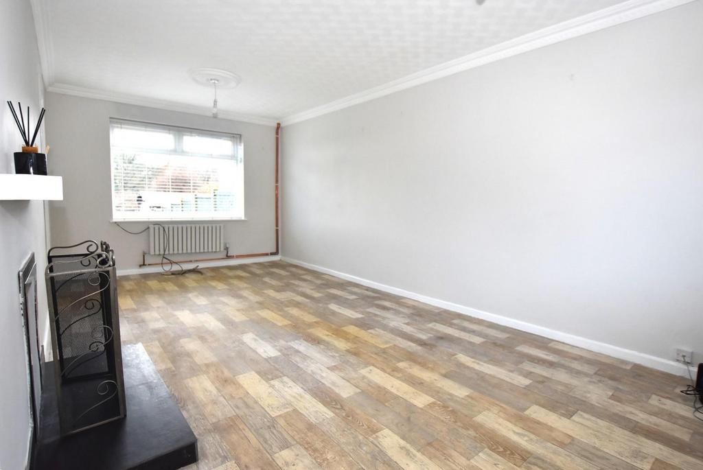 Lounge 4.JPG