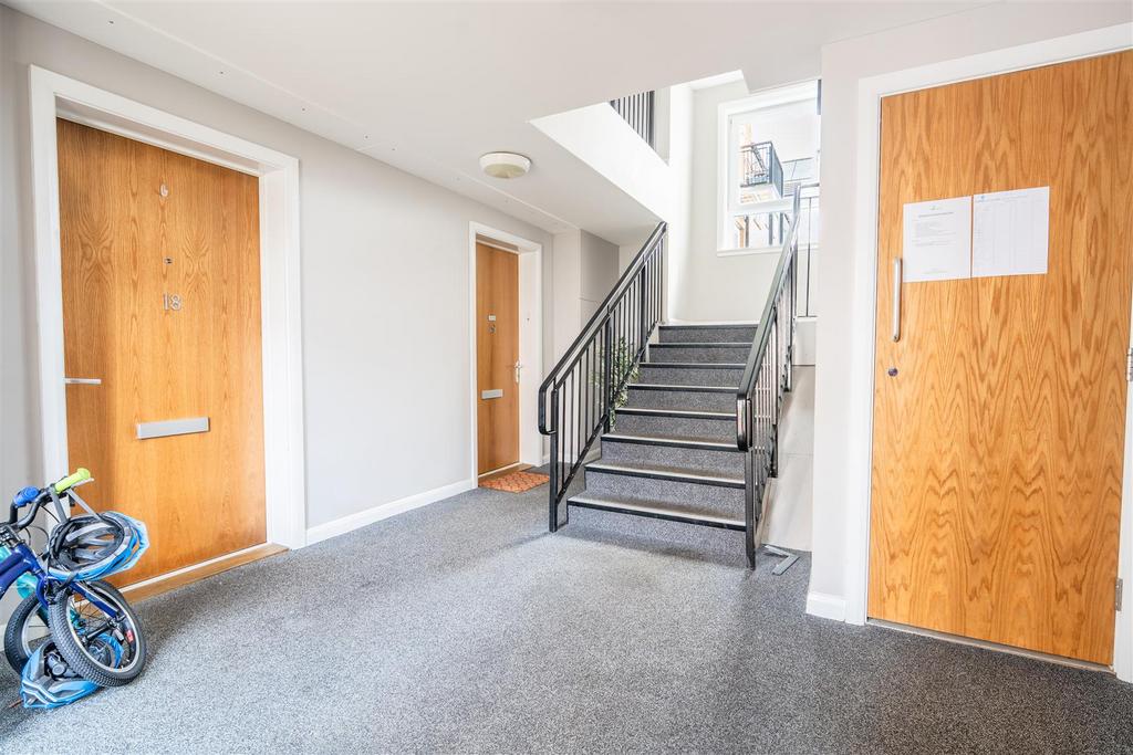 Hallway.jpg