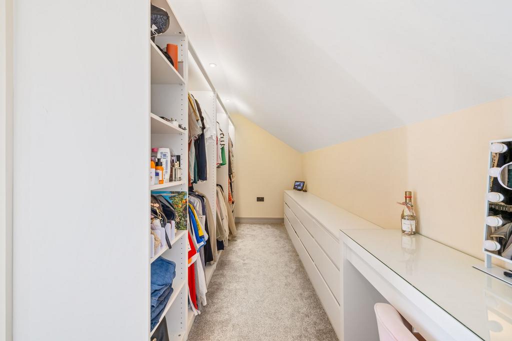 Walk in Wardrobe