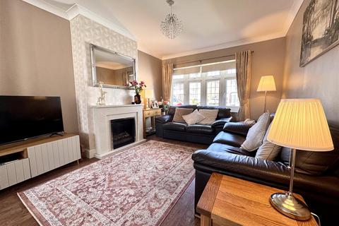 undefined, Luddesdon Road, Erith DA8