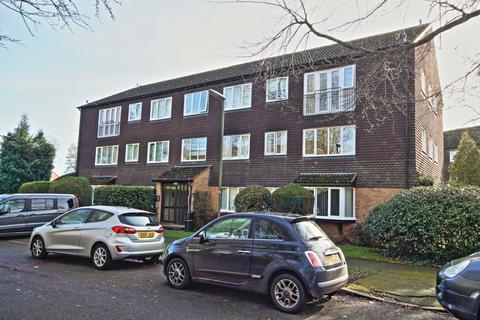 2 bedroom flat for sale, Woking GU21