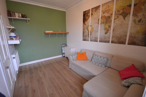 1 bedroom flat to rent, Stewart Terrace, Gorgie, Edinburgh, EH11