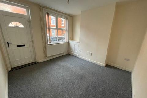 2 bedroom end of terrace house to rent, Stamford Street, Grantham NG31