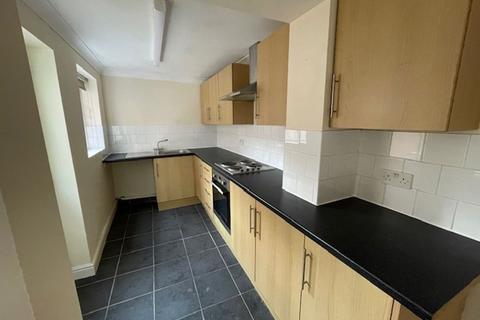2 bedroom end of terrace house to rent, Stamford Street, Grantham NG31