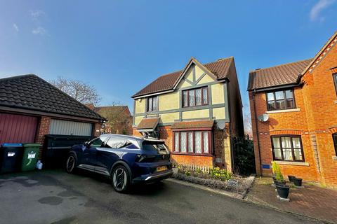 Nuneham Grove, Westcroft, MK4