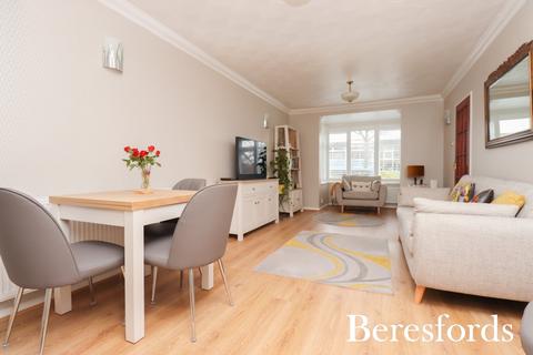 2 bedroom end of terrace house for sale, Humber Drive, Upminster, RM14