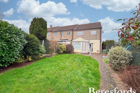 2 bedroom end of terrace house for sale, Humber Drive, Upminster, RM14