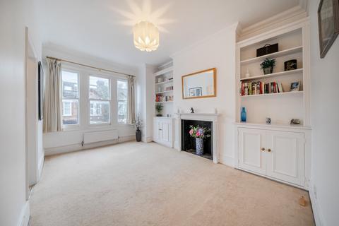 2 bedroom flat for sale, Marney Road, London, SW11